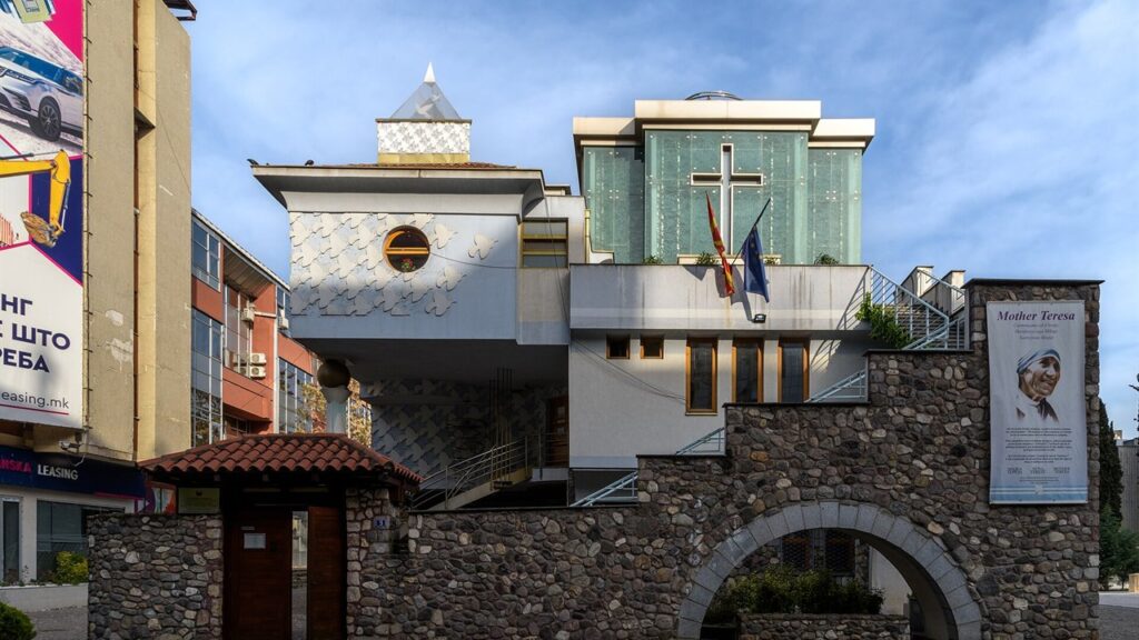 Casa Memorial de Madre Teresa em Skopje, cidade onde Agnes Gonxha Bojaxhiu nasceu em 1910