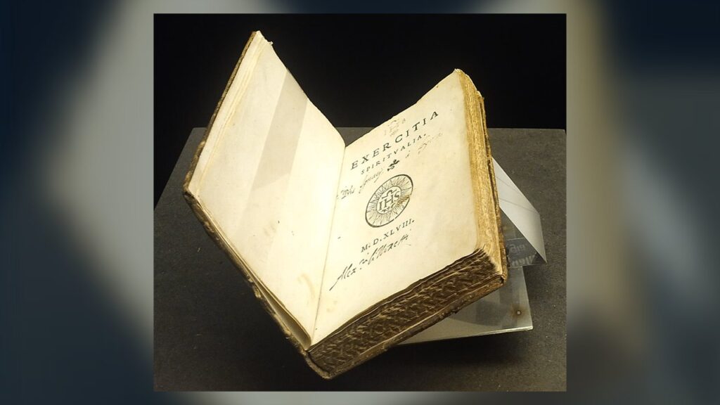 Exemplar dos Exercícios Espirituais de Santo Inácio impresso em 1548, ano da aprovação papal