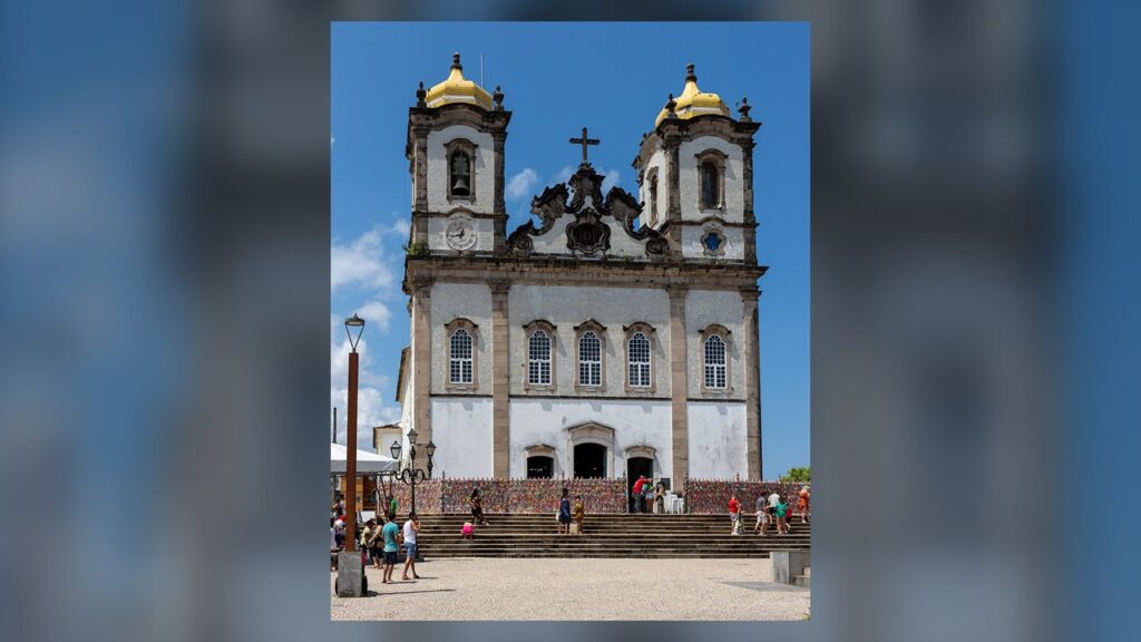 Fachada da Basílica do Senhor do Bonfim, em Salvador, basílica que não é catedral