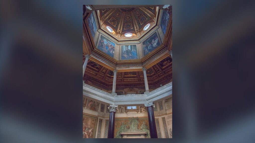 Interior do Batistério de Latrão, em Roma, onde por séculos os catecúmenos recebiam o Batismo na Vigília Pascal