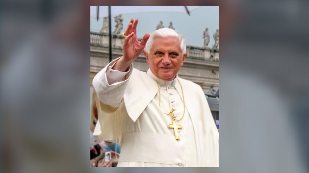 Papa Bento XVI, autor do motu proprio Summorum Pontificum