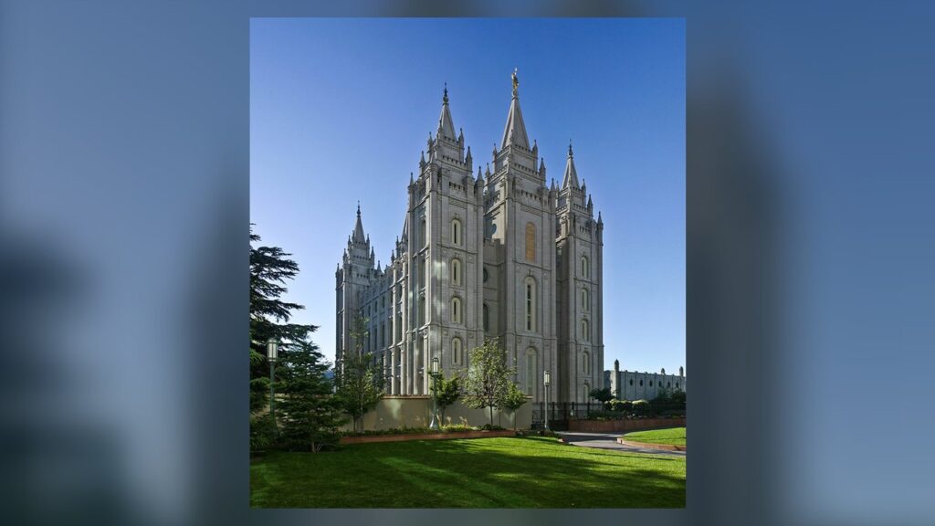 Templo de Salt Lake City, sede dos mórmons em Utah, concluído em 1893